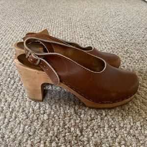 Olof Daughters Clogs